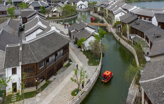 鹽城大縱湖東晉水城景區(qū)管理有限公司1.jpg